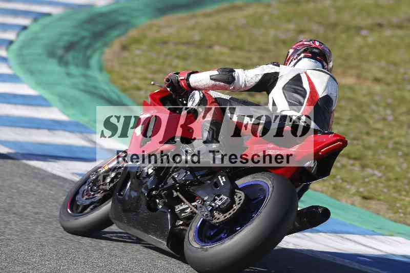 /Archiv-2024/02 29.01.-02.02.2024 Moto Center Thun Jerez/Gruppe rot-red/backside